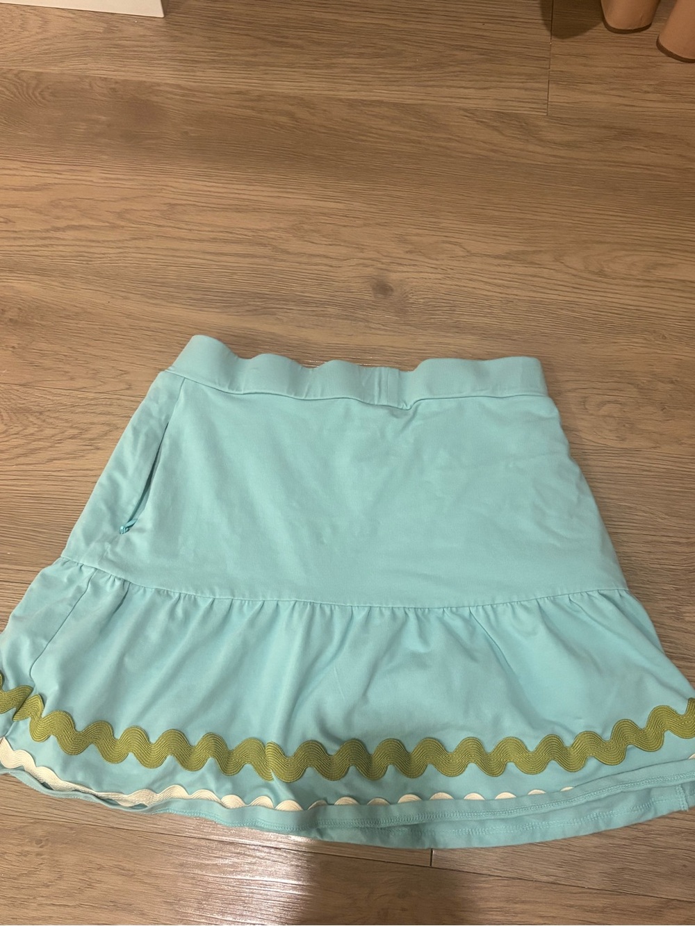 Spartina Jersey Flounce Skort - Aqua Haze
Size Small
Worn Once - Picture 4 of 5